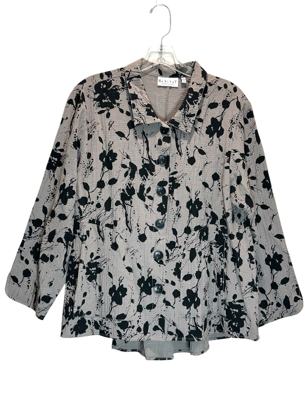 Habitat Taupe and Black Floral Crinkled Button-Front Swing Tunic Top - Medium